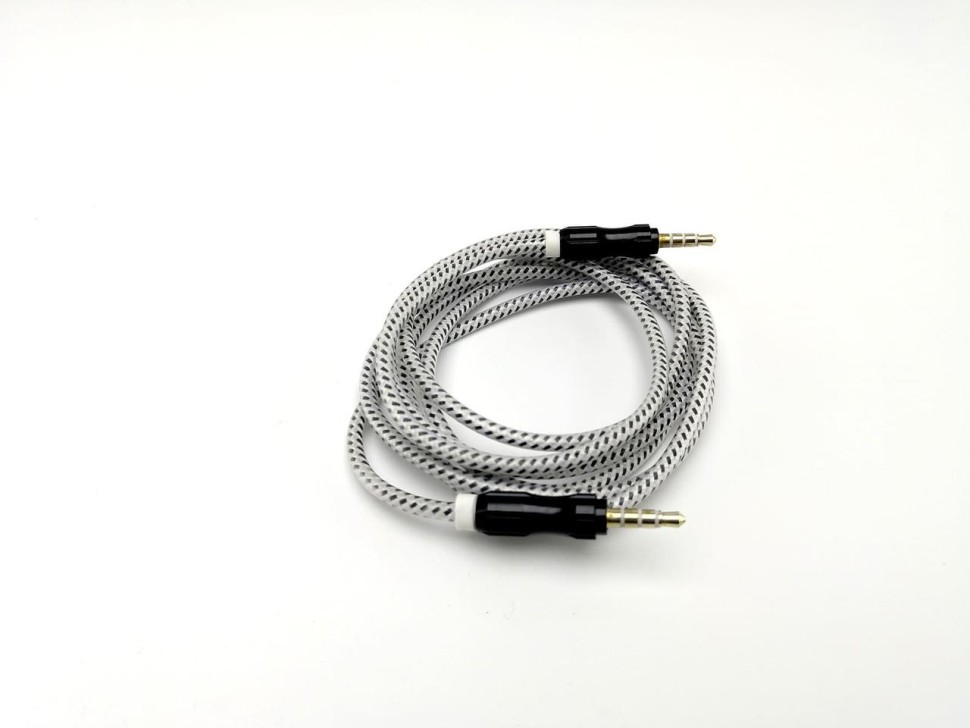 AUX 025