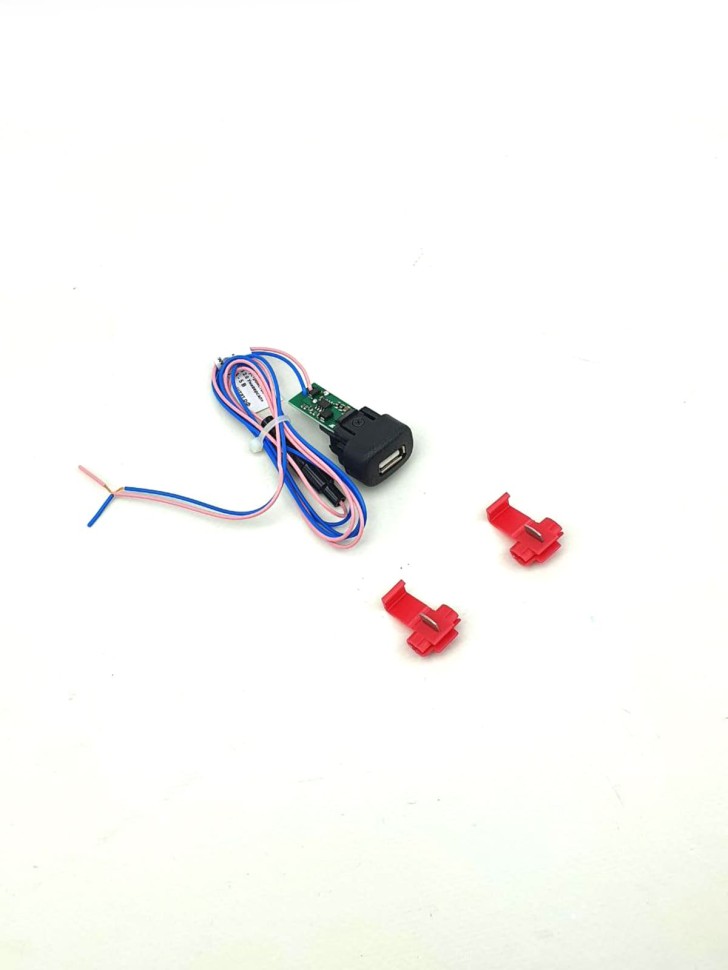 1 USB зарядное устройство в штатное место 2110-1118
